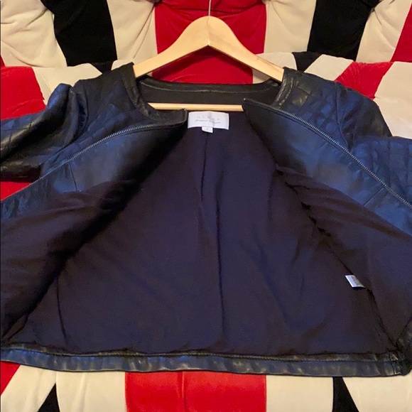 Leather Coat by hinge - Picture 5 of 6